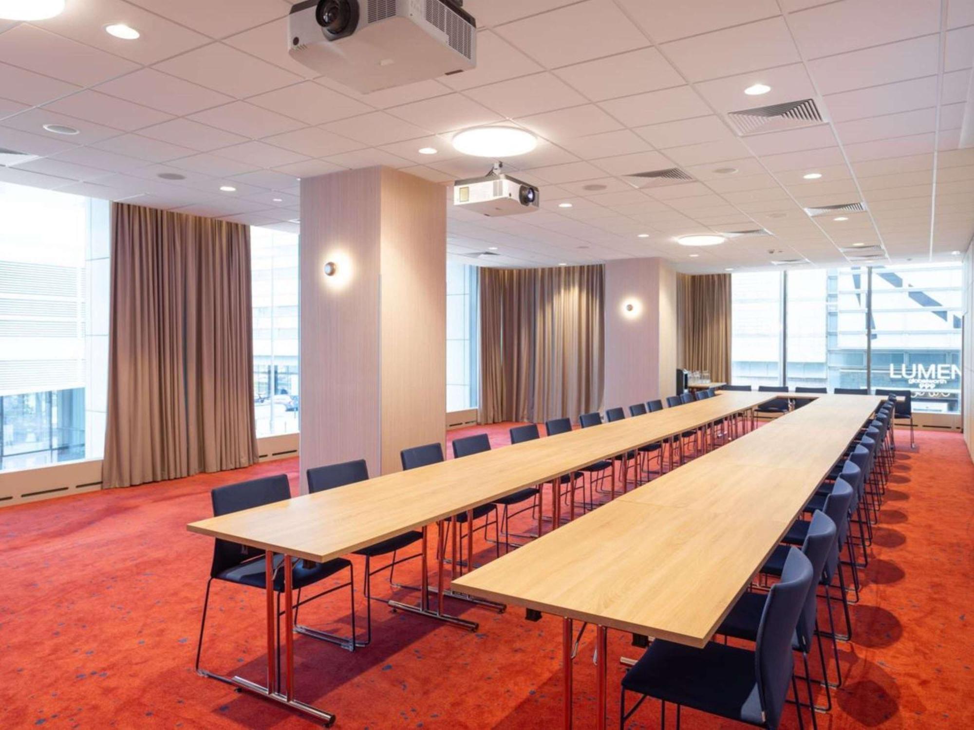 Mercure Warszawa Centrum Екстер'єр фото